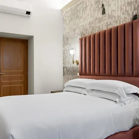 Gh Trevi Fountain Guest house