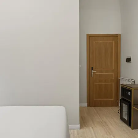 Gh Trevi Fountain Guest house 2*